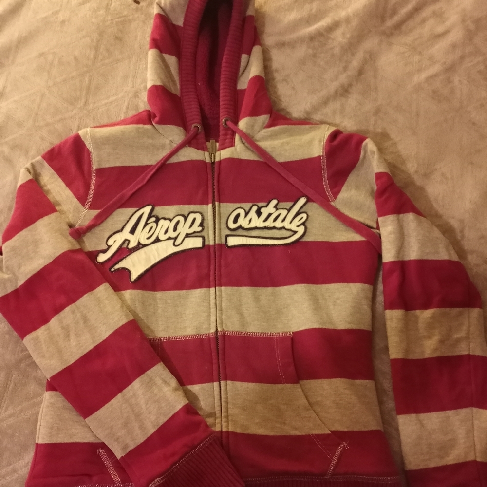 Aeropostale Hooded Sweatshirt  (size large)